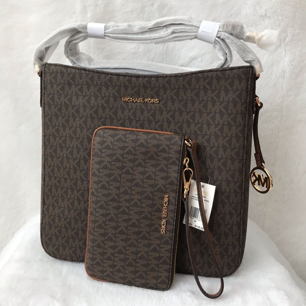 Nwt! Michael Kors Purse & Wristlet